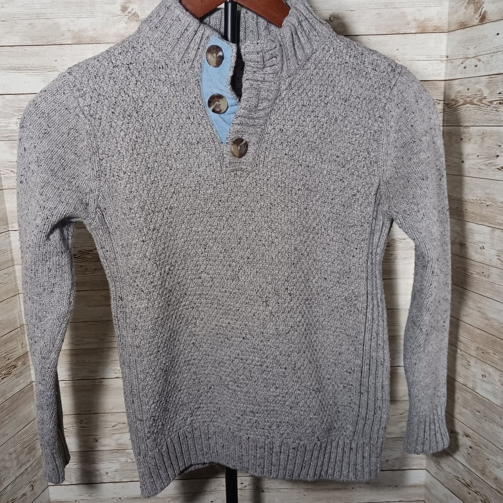 Cat and Jack Boy's Thick Gray Pullover Sweater Sz M (8-10) with 3 button closure